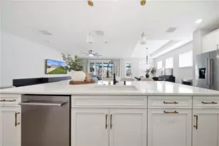 31605 Westbury Ests Ave, Wesley Chapel, FL 33545 - Photo 17