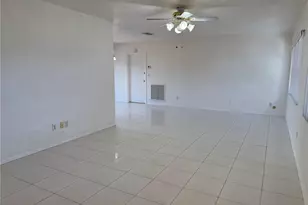 859 72nd Ave N, Saint Petersburg, FL 33702 - Photo 5