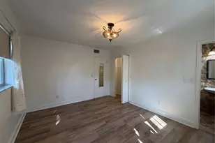 3230 W St Conrad St, Tampa, FL 33607 - Photo 11