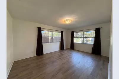 3230 W Saint Conrad Street, Tampa, FL 33607 - Photo 15