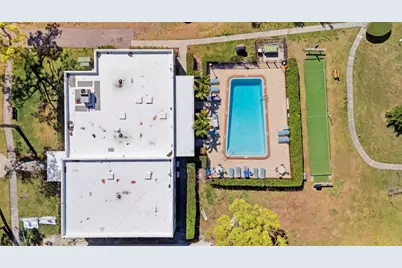 8140 Terrace Garden Drive N #102, Saint Petersburg, FL 33709 - Photo 61