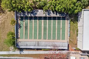 8140 Terrace Garden Dr N, Saint Petersburg, FL 33709 - Photo 69