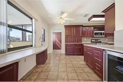 8140 Terrace Garden Drive N #102, Saint Petersburg, FL 33709 - Photo 17