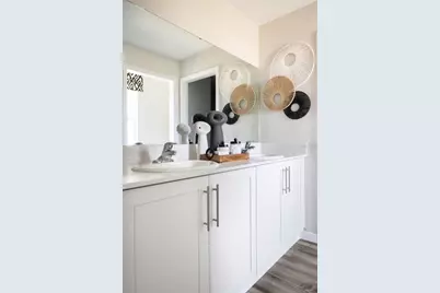 36679 Sagemoor Drive, Zephyrhills, FL 33541 - Photo 19