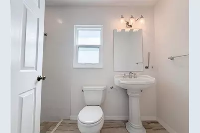 3339 Sheffield Circle, Sarasota, FL 34239 - Photo 17