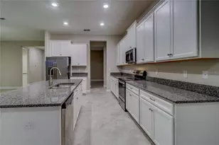 3124 Hilliard Dr, Wesley Chapel, FL 33543 - Photo 7