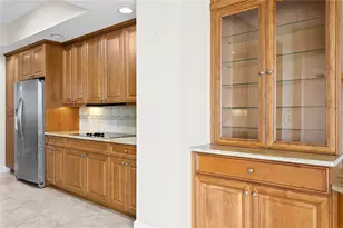 300 Beach Dr NE, Saint Petersburg, FL 33701 - Photo 19