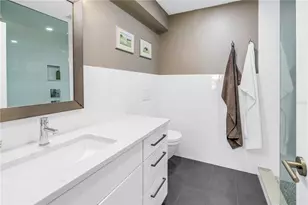 355 Red Cedar Ct NE, Saint Petersburg, FL 33703 - Photo 25