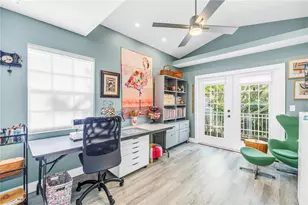 355 Red Cedar Ct NE, Saint Petersburg, FL 33703 - Photo 29