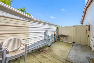 7607 W Hanna Ave, Tampa, FL 33615 - Photo 75