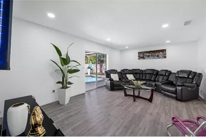 7607 W Hanna Avenue, Tampa, FL 33615 - Photo 21