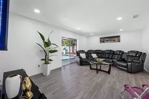 7607 W Hanna Ave, Tampa, FL 33615 - Photo 21