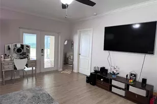 10120 Hawk Storm Ave, Tampa, FL 33610 - Photo 15