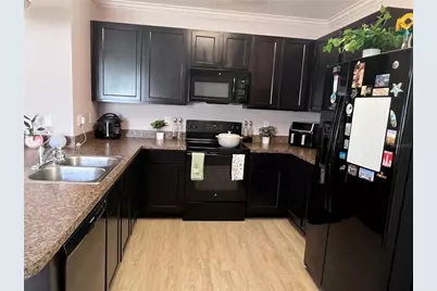 10120 Hawk Storm Avenue, Tampa, FL 33610 - Photo 9