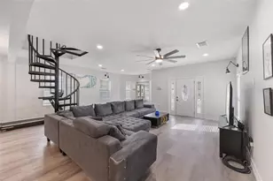 914 E North Bay St, Tampa, FL 33603 - Photo 5