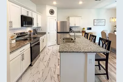 11691 Adam Lee Way, Dade City, FL 33525 - Photo 5