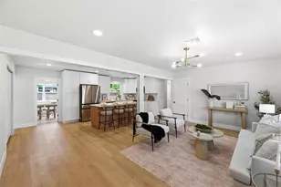 2860 64th Terrace S, Saint Petersburg, FL 33712 - Photo 3