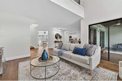 713 Caya Costa Court NE, Saint Petersburg, FL 33702 - Photo 9