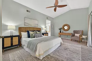 713 Caya Costa Ct NE, Saint Petersburg, FL 33702 - Photo 25