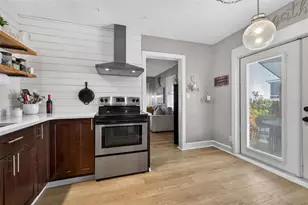 2566 14th Ave N, Saint Petersburg, FL 33713 - Photo 7