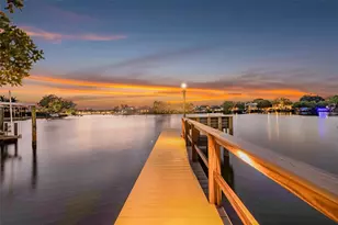 490 Coffee Pot Riviera NE, Saint Petersburg, FL 33704 - Photo 1