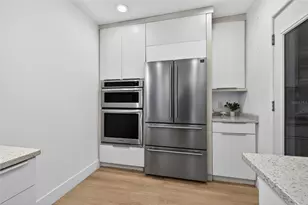 490 Coffee Pot Riviera NE, Saint Petersburg, FL 33704 - Photo 21