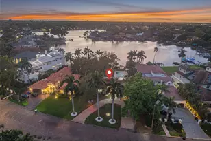 490 Coffee Pot Riviera NE, Saint Petersburg, FL 33704 - Photo 7