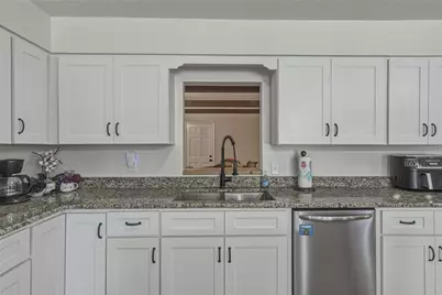 609 W Pipkin Road, Lakeland, FL 33813 - Photo 17