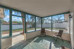 1001 Hallwood Loop, Brandon, FL 33511 - Photo 19