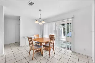 1001 Hallwood Loop, Brandon, FL 33511 - Photo 9