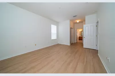 8210 Canary Canyon Way, Tampa, FL 33647 - Photo 25