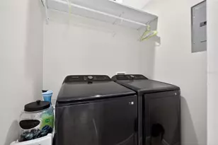 4420 Pompano Dr SE, Saint Petersburg, FL 33705 - Photo 17