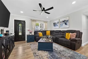 4420 Pompano Dr SE, Saint Petersburg, FL 33705 - Photo 5