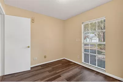 9761 Fox Chapel Road, Tampa, FL 33647 - Photo 23