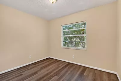 9761 Fox Chapel Road, Tampa, FL 33647 - Photo 25