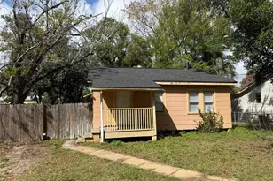 3612 N 52nd St, Tampa, FL 33619 - Photo 3