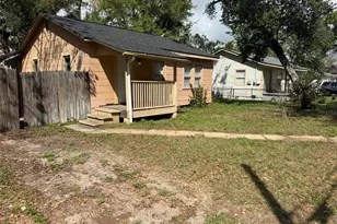 3612 N 52nd St, Tampa, FL 33619 - Photo 23