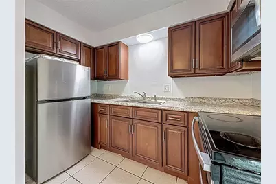 2319 18th Avenue SW, Largo, FL 33774 - Photo 5