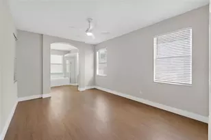 10018 Cannon Dr, Riverview, FL 33578 - Photo 17