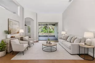 10018 Cannon Dr, Riverview, FL 33578 - Photo 5