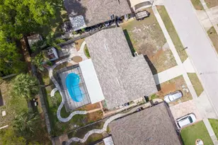 7264 56th Ave N, Saint Petersburg, FL 33709 - Photo 31