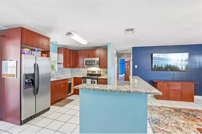 5775 57th Avenue N, Saint Petersburg, FL 33709 - Photo 9