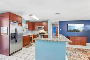 5775 57th Ave N, Saint Petersburg, FL 33709 - Photo 9
