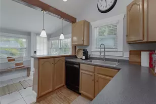 1201 Highland St N, Saint Petersburg, FL 33701 - Photo 7