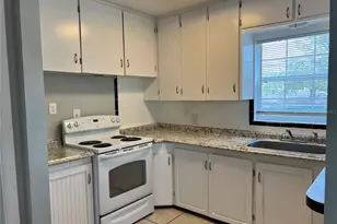 1201 Highland St N, Saint Petersburg, FL 33701 - Photo 21