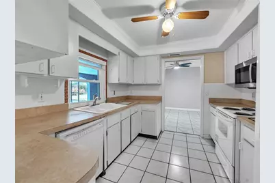 4727 Steel Dust Lane, Lutz, FL 33559 - Photo 7