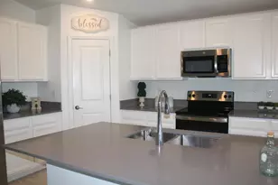 5010 Four Strand Ct, Saint Cloud, FL 34772 - Photo 7