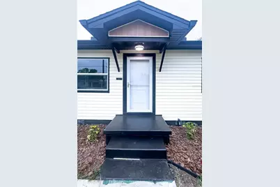 5418 6th Avenue S, Saint Petersburg, FL 33707 - Photo 1