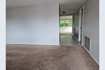 5605 Dolores, Holiday, FL 34690 - Photo 3