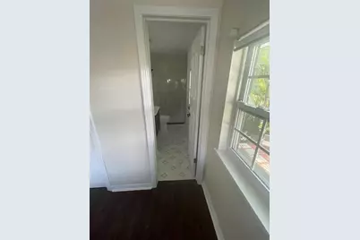8424 Stillbrook Avenue, Tampa, FL 33615 - Photo 13